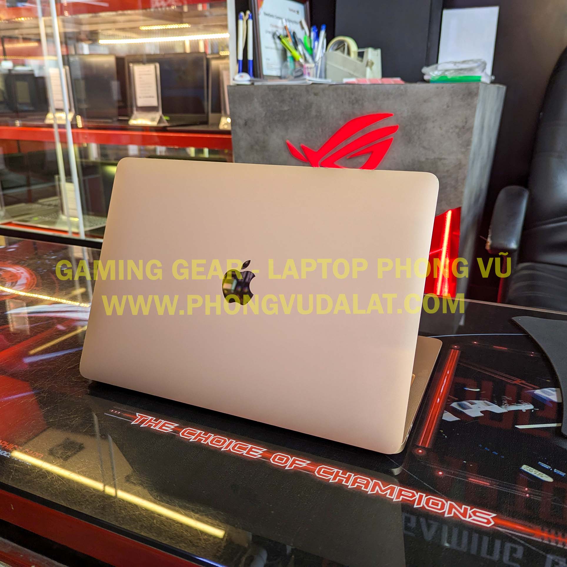 https://phongvudalat.com/Content/uploads/2024/07/31.-MacAir-M1-8GB-256GB-12900K-5.jpg